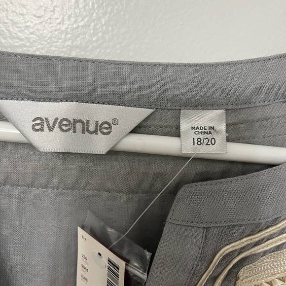 The Dahlia by Avenue - Picture 4 of 8